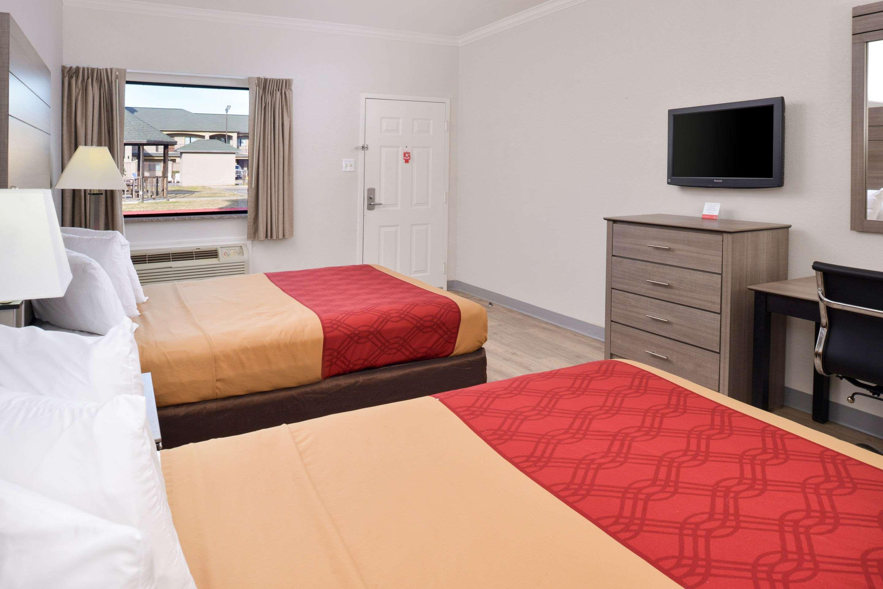 อีโคโน ลอดจ์แอนด์สวีท Hotel พอร์ตอาร์เธอร์ ภายนอก รูปภาพ